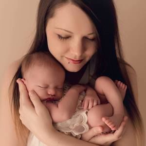 Meet your Posher, Lore